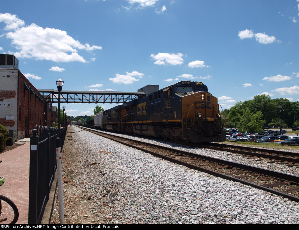 CSX 923